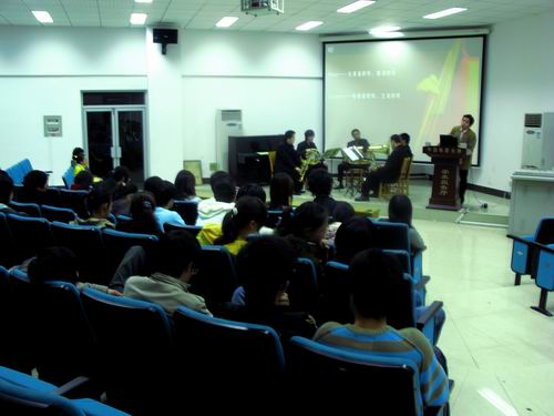 //cuggroup.seqingcr.com/DMS/UploadFiles/Department_24/NewsUpload/20080415094149484.jpg