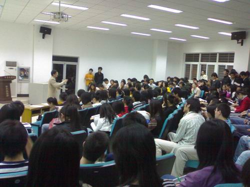 //cuggroup.seqingcr.com/DMS/UploadFiles/Department_24/NewsUpload/20080429101723714.jpg