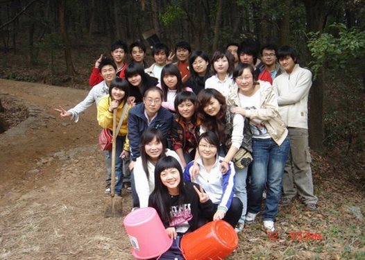 //cuggroup.seqingcr.com/DMS/UploadFiles/Department_24/NewsUpload/20080411085801346.jpg